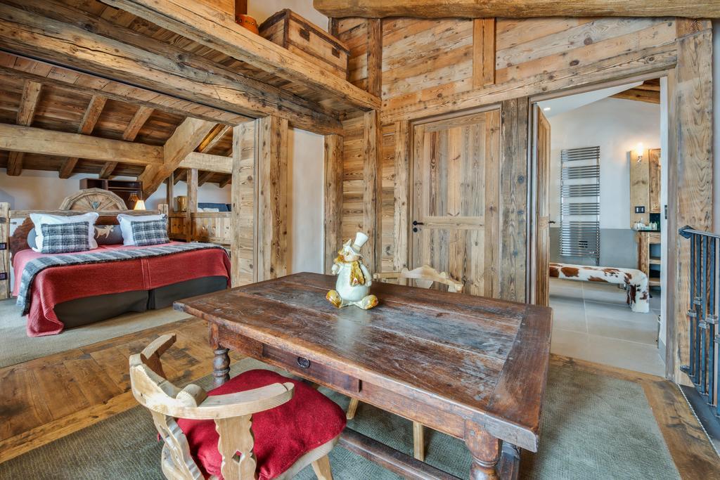 La Bouitte - Hotel Relais & Chateaux Saint-Martin-de-Belleville Room photo